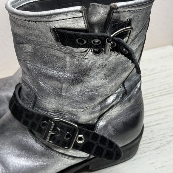 Pantanetti Womens Silver Italian Leather Moto Style Boots with Buckles Size 37.5 - Picture 5 of 8